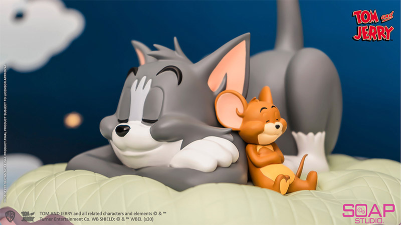 Soap Studio Tom and Jerry Sweet Dreams Figure